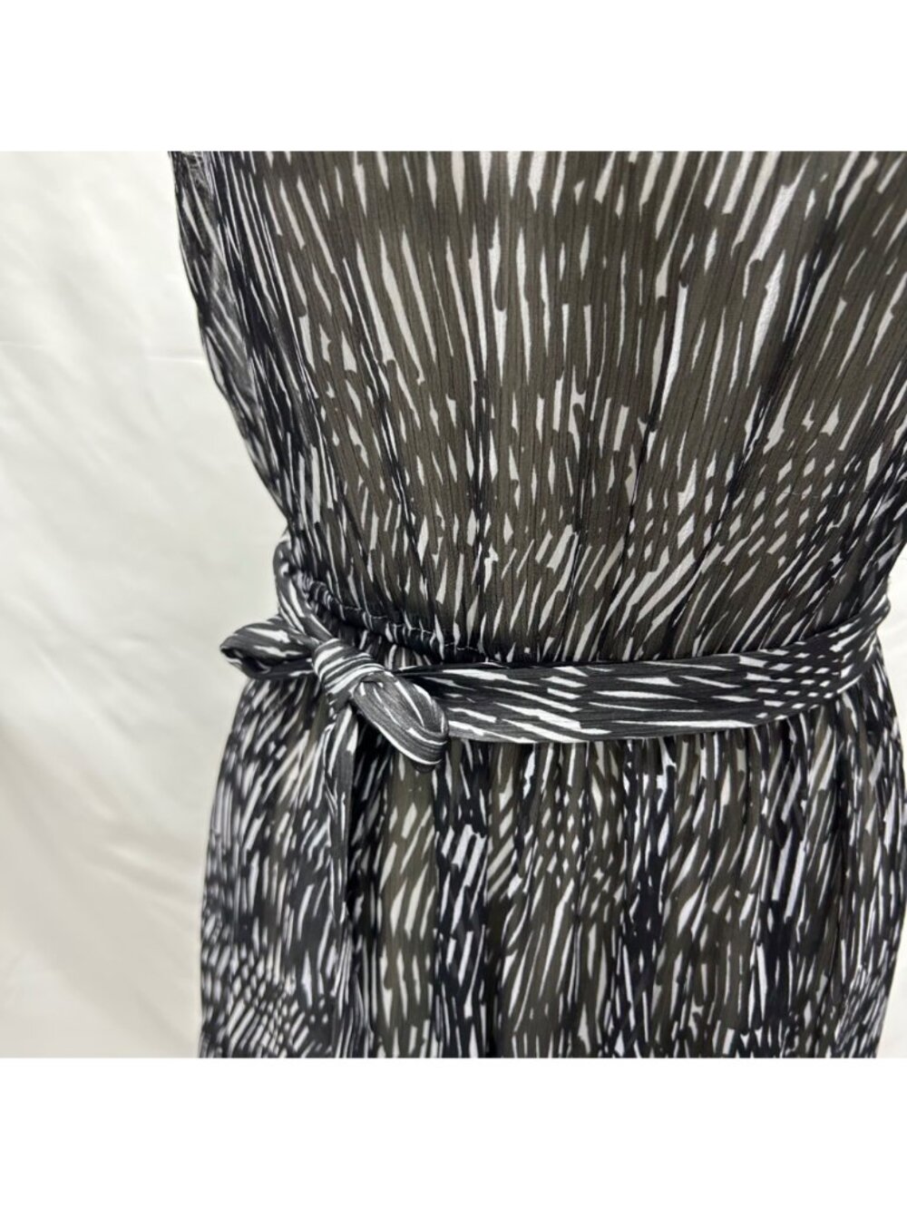 Sheer Black/Gray Tiered Maxi Dress By Simply Vera Small Belt Keyhole - Picture 6 of 16